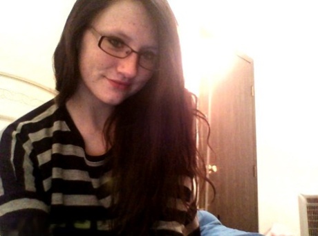 Barely legal girl Freckles 18 engages in lesbian sex with her glasses on 51534734