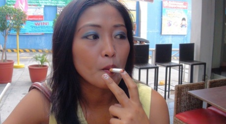 Asian amateur Venice smokes a cigarette before banging a sex tourist 91047022