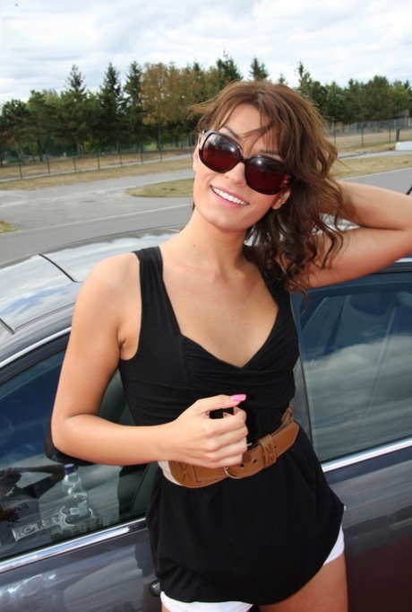 Grooby Girls XXX Photos 17987500