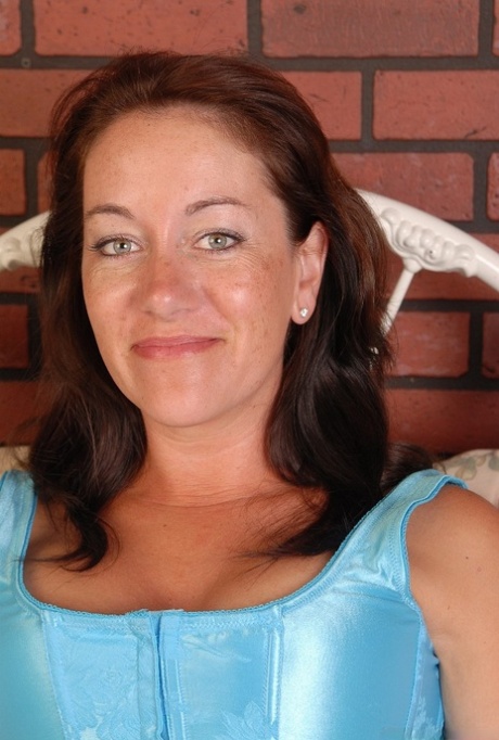Aged MILF Sandy playing with large knockers and licking own panties 97087121